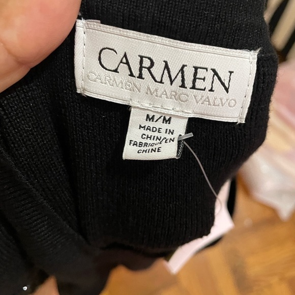 Carmen Marc Valvo Black Blouse with Sheer Sleeves - Picture 5 of 12